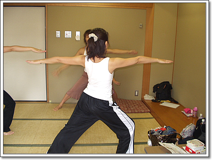 子連れでヨガ